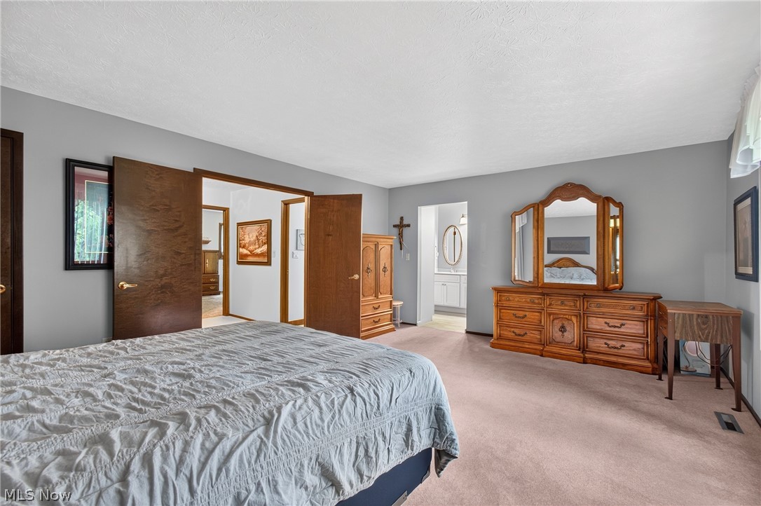 9961 Cedarwood Drive North Royalton OH 44133