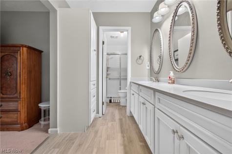 9961 Cedarwood Drive North Royalton OH 44133