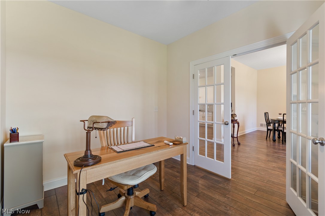 535 E Caston Road Green OH 44685