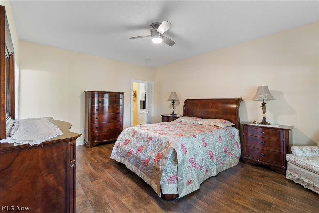 535 E Caston Road Green OH 44685