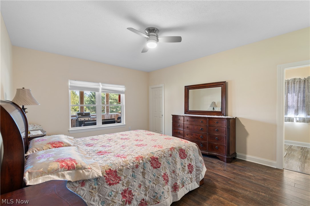 535 E Caston Road Green OH 44685