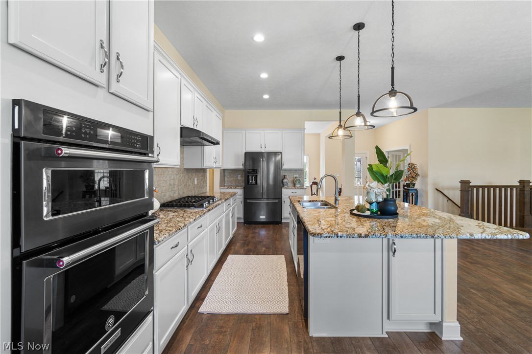 535 E Caston Road Green OH 44685