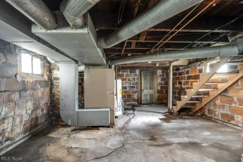 1031 Pike Street Alliance OH 44601