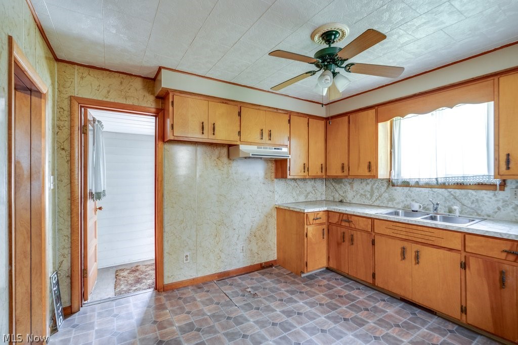 1031 Pike Street Alliance OH 44601