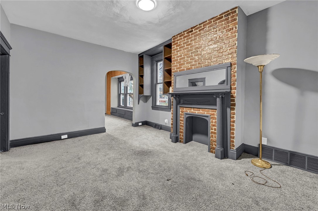 2129 E 30th Street Lorain OH 44055