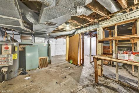 2129 E 30th Street Lorain OH 44055