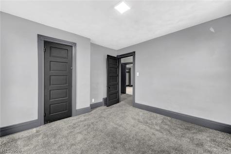 2129 E 30th Street Lorain OH 44055
