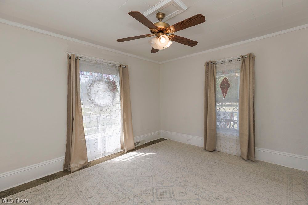 425 Woodland Avenue Elyria OH 44035