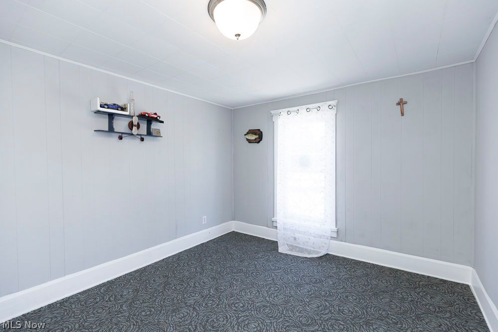425 Woodland Avenue Elyria OH 44035