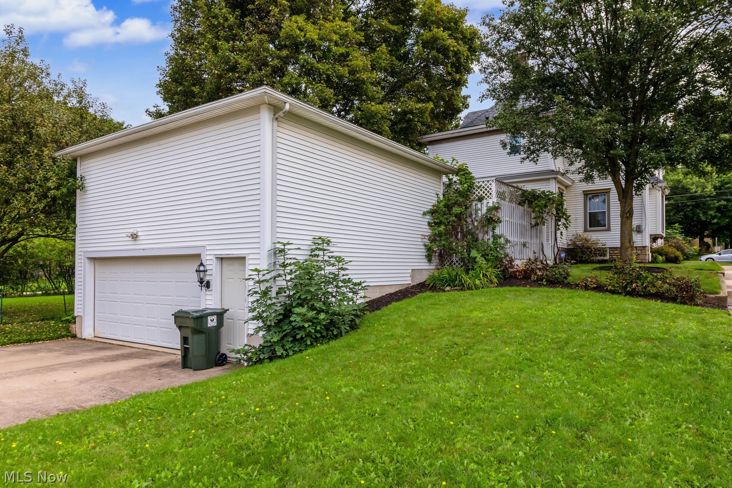 352 High Street Wadsworth OH 44281