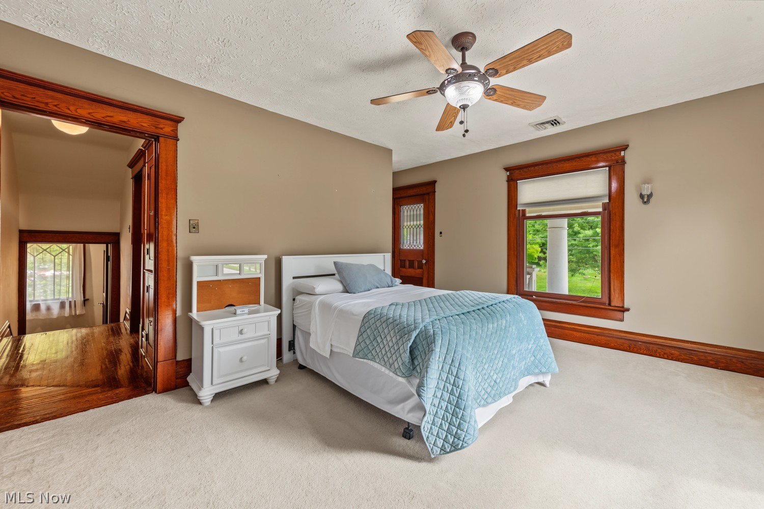 352 High Street Wadsworth OH 44281