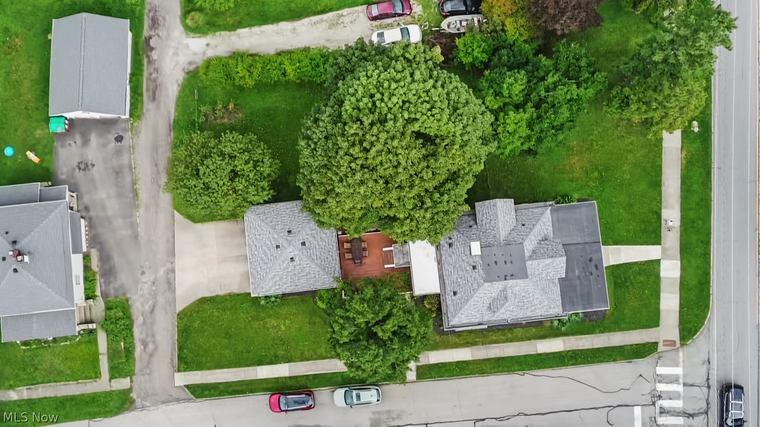 352 High Street Wadsworth OH 44281