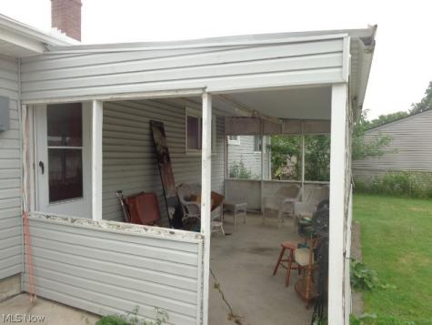 6292 Smith Road Brook Park OH 44142