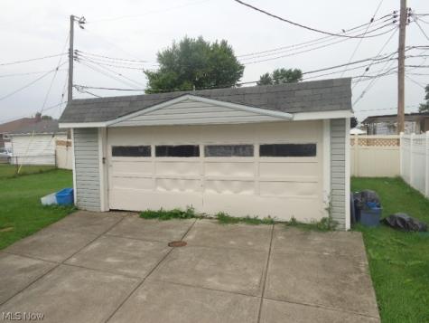 6292 Smith Road Brook Park OH 44142