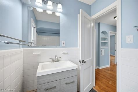 3870 Silsby Road University Heights OH 44118