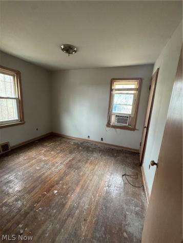 9809 Marah Avenue Cleveland OH 44104