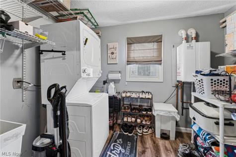7391 Hidden Glen Drive Amherst OH 44001