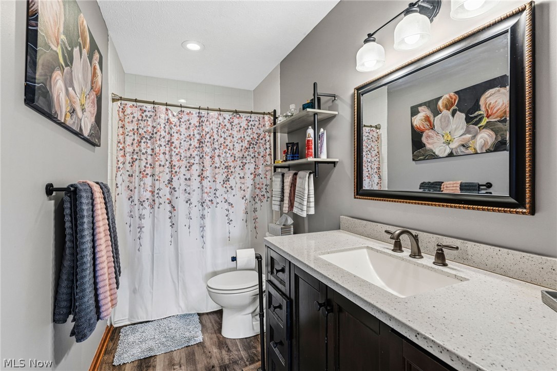 7391 Hidden Glen Drive Amherst OH 44001
