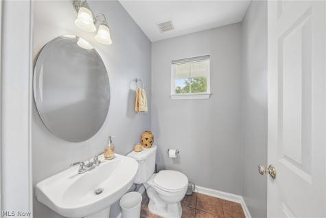 7680 Woodpath Drive Hudson OH 44236