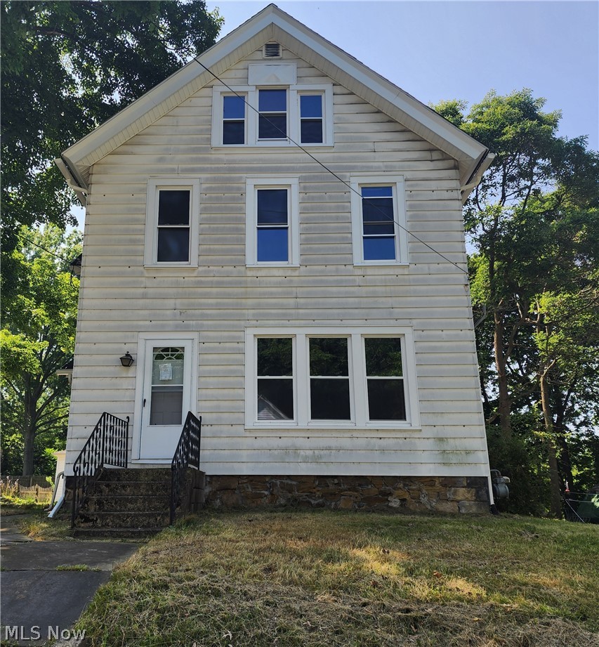 607 Aetna Street Salem OH 44460