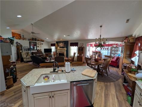 4981 Cardinal Court Millersburg OH 44654