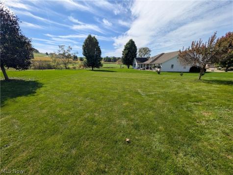 4981 Cardinal Court Millersburg OH 44654