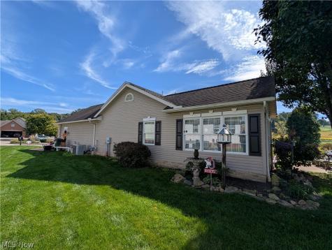 4981 Cardinal Court Millersburg OH 44654