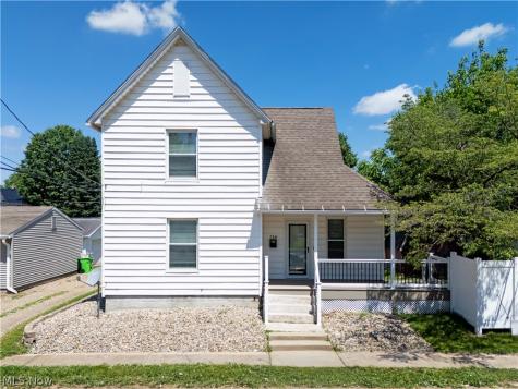 714 Pike Avenue SW Massillon OH 44647