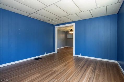 714 Pike Avenue SW Massillon OH 44647
