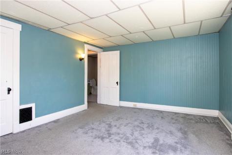 714 Pike Avenue SW Massillon OH 44647
