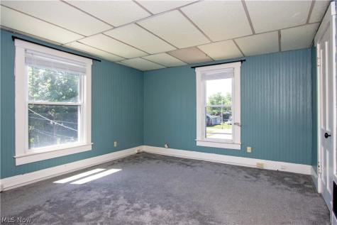 714 Pike Avenue SW Massillon OH 44647