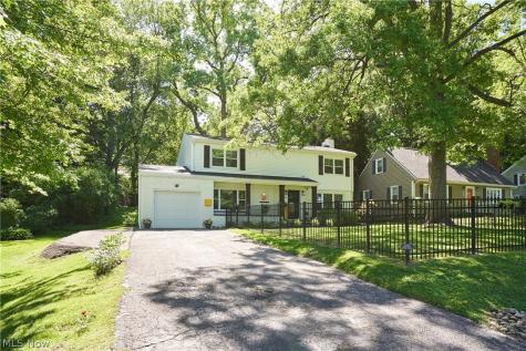 399 Mineola Avenue Akron OH 44313