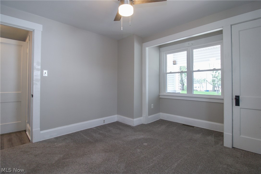 65 Duquesne Street Columbiana OH 44408