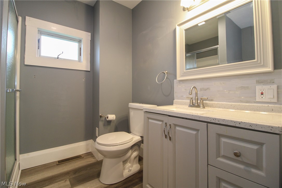 65 Duquesne Street Columbiana OH 44408