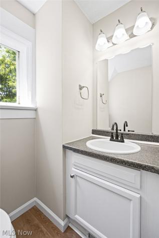 30 16th Street NW Barberton OH 44203