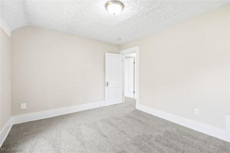 30 16th Street NW Barberton OH 44203