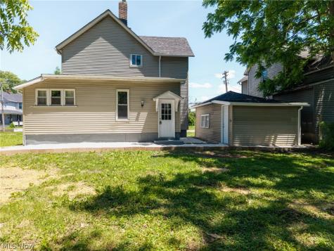 30 16th Street NW Barberton OH 44203