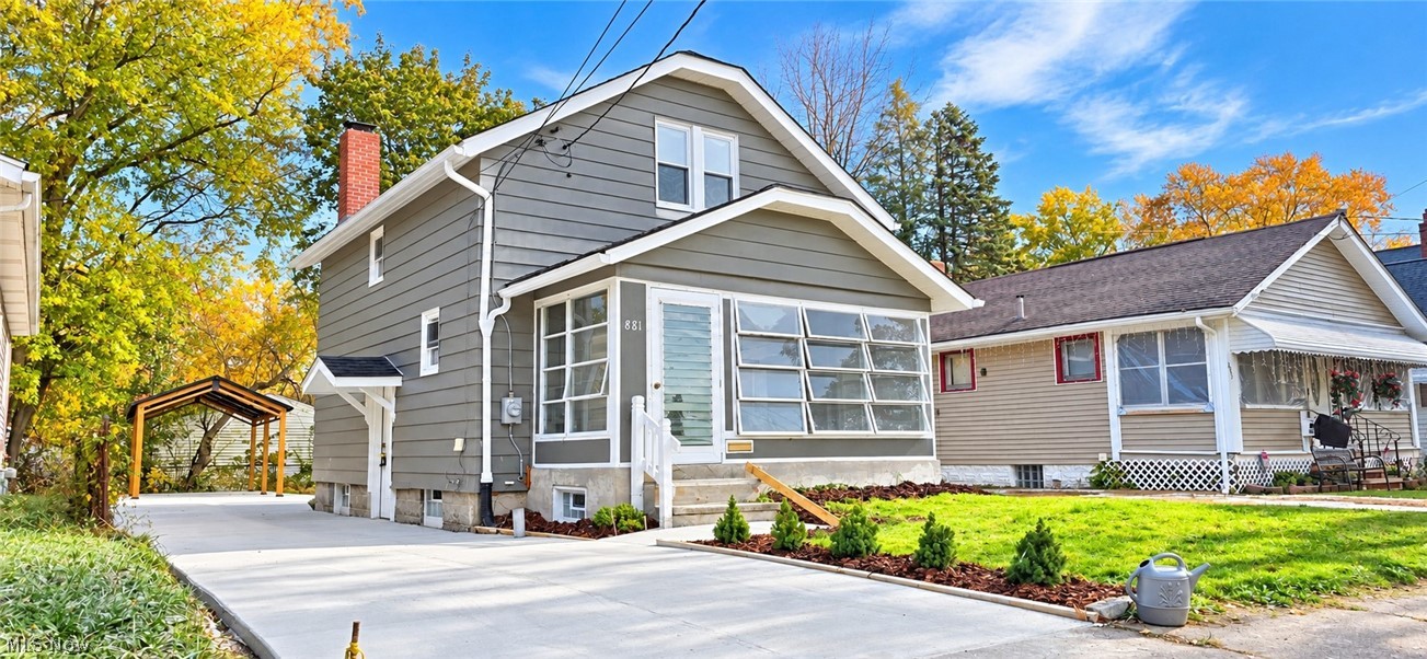 881 Merton Avenue Akron OH 44306