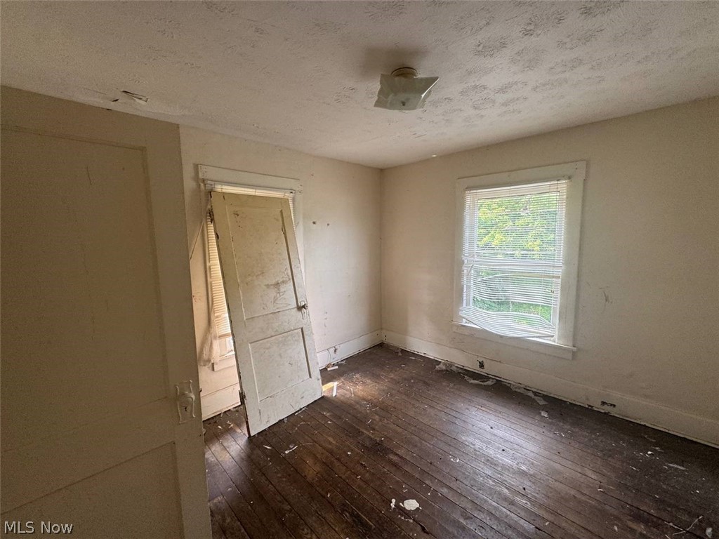 1958 4th Street NE Canton OH 44704