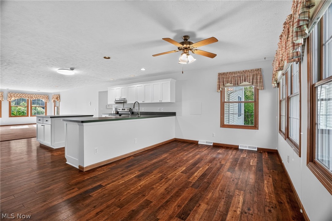 13780 Caves Road Novelty OH 44072