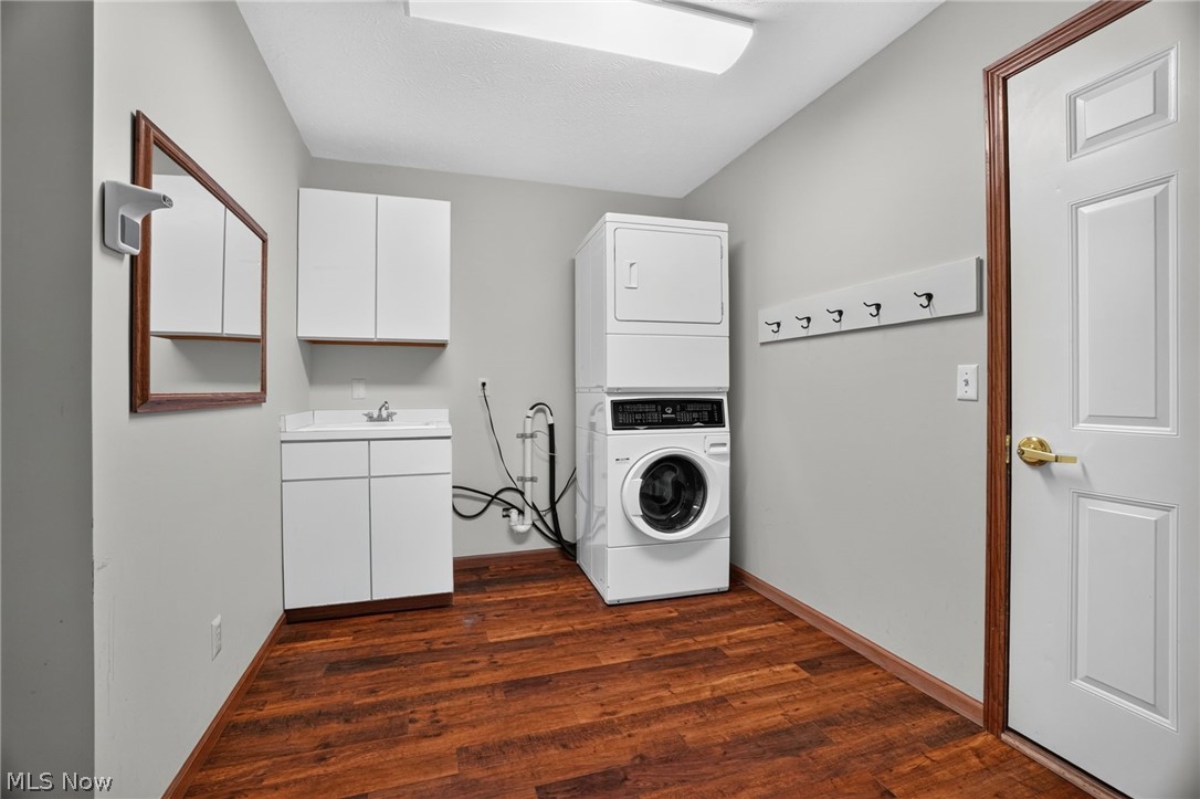 13780 Caves Road Novelty OH 44072