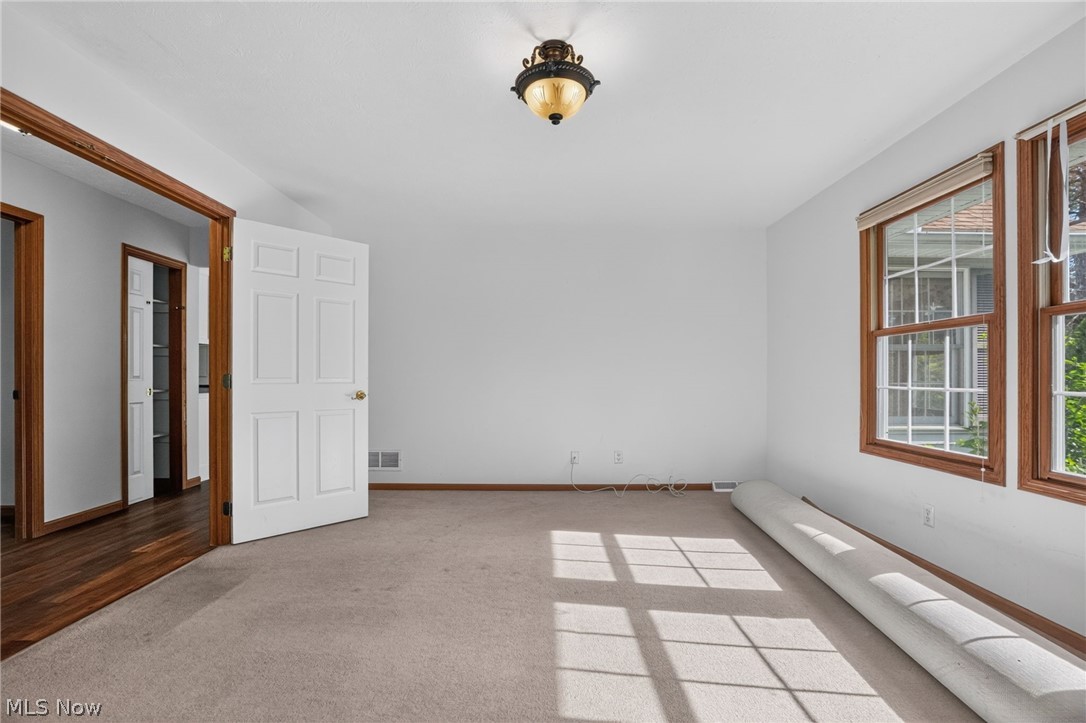 13780 Caves Road Novelty OH 44072
