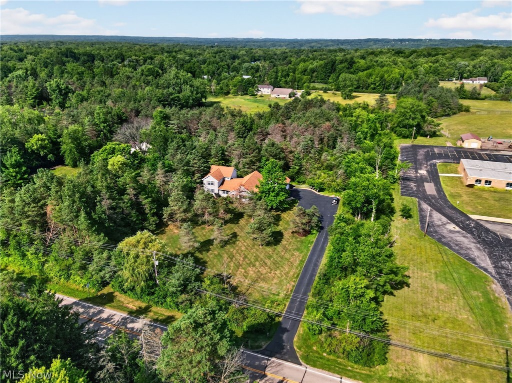 13780 Caves Road Novelty OH 44072