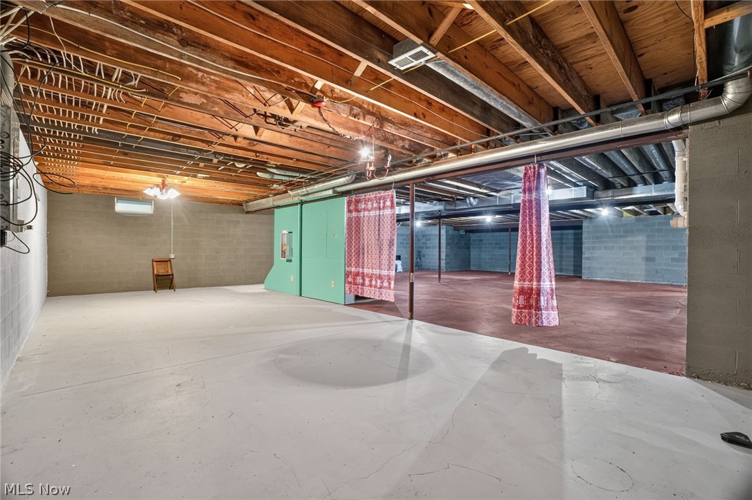 13780 Caves Road Novelty OH 44072