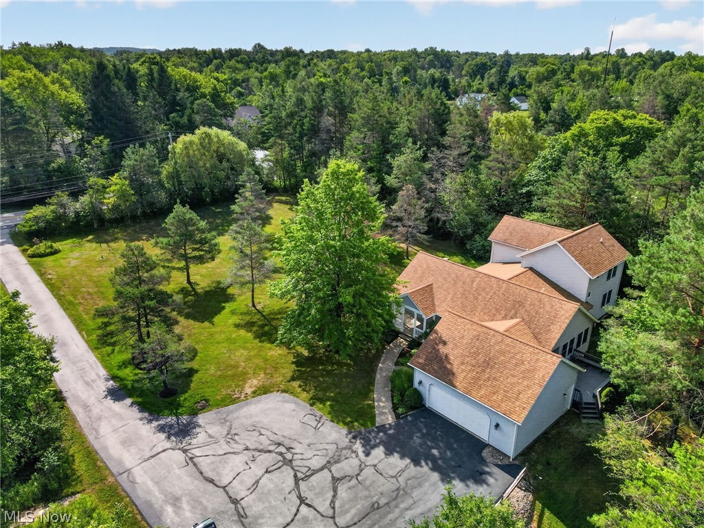 13780 Caves Road Novelty OH 44072