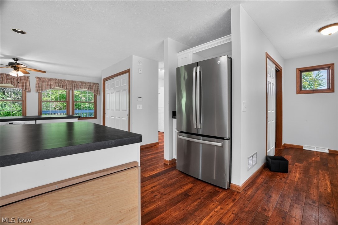 13780 Caves Road Novelty OH 44072