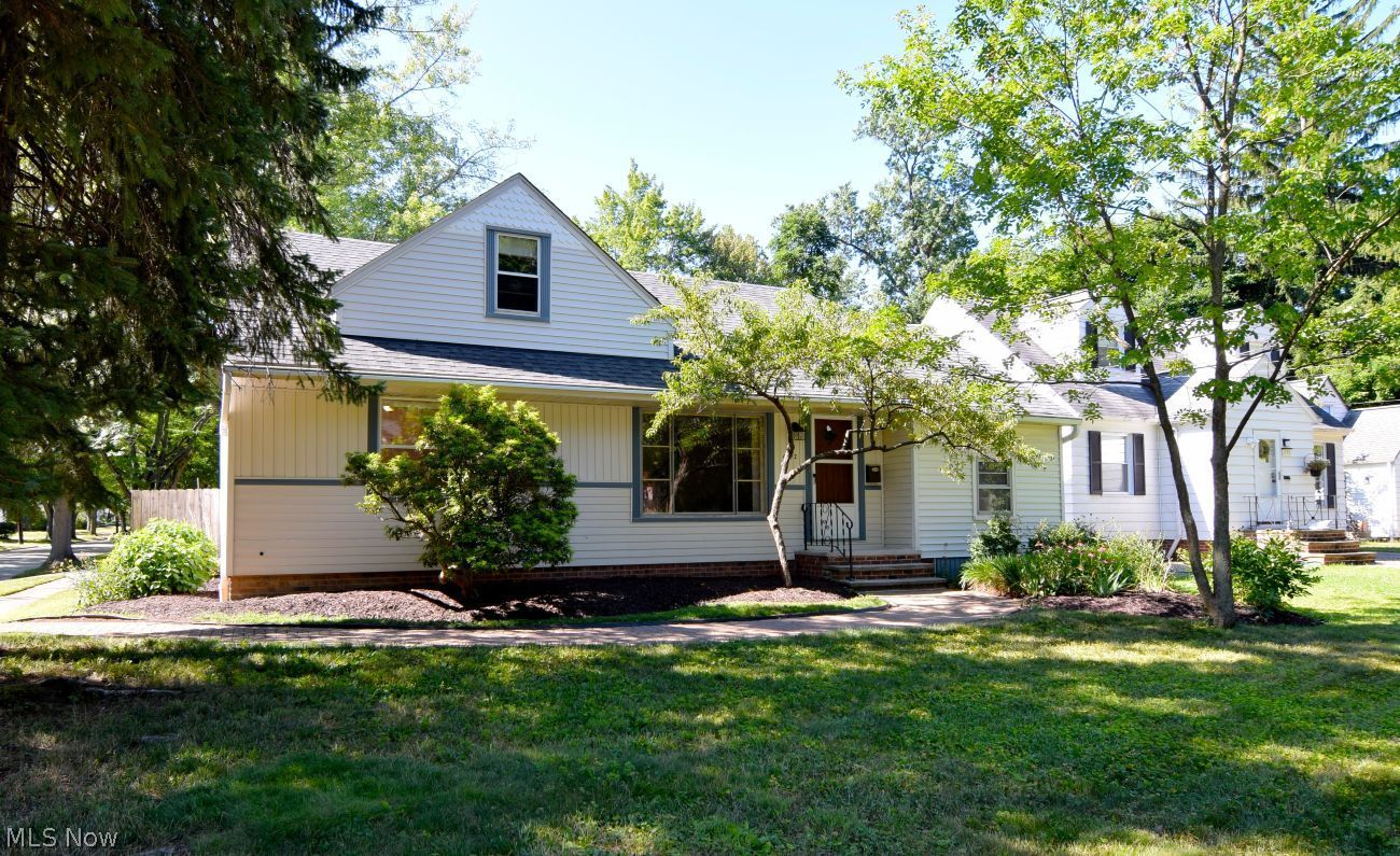 4272 Bluestone Road South Euclid OH 44121
