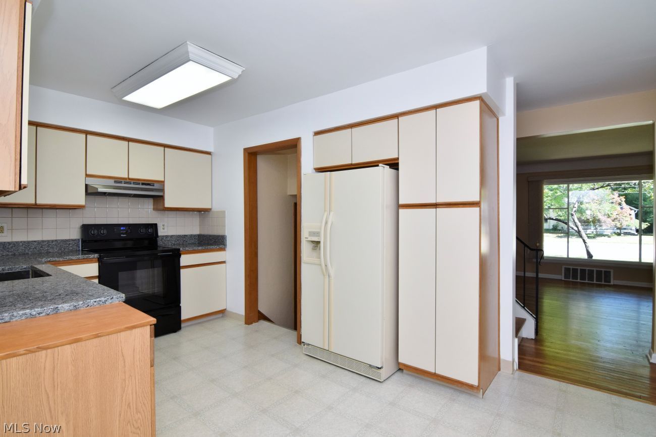 4272 Bluestone Road South Euclid OH 44121