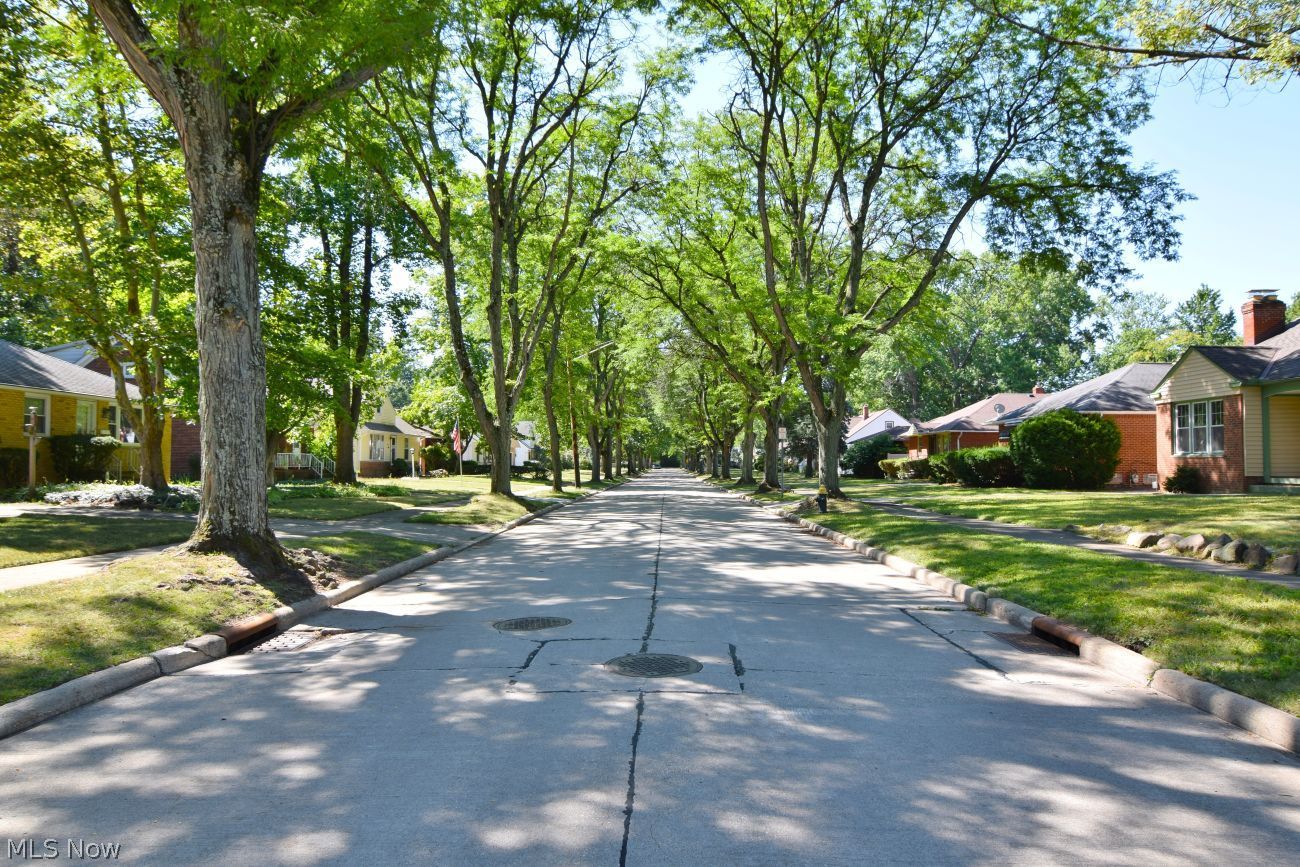 4272 Bluestone Road South Euclid OH 44121