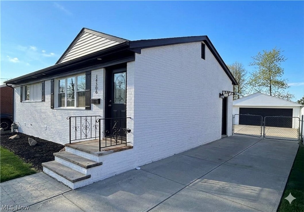 14306 Parkman Boulevard Brook Park OH 44142